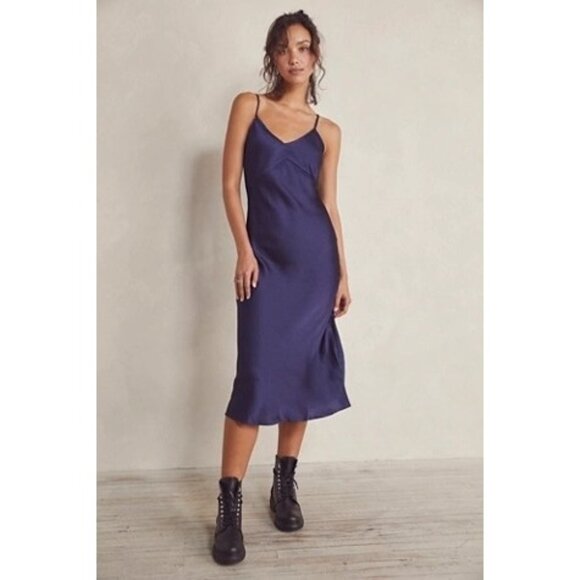 Intimately Free People Simply Biased Slip - Picture 1 of 5